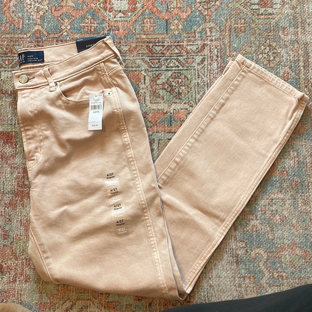 NWT Gap high rise vintage slim sz 4/27R